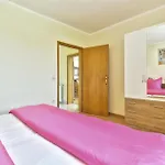 Martinovic * Kaštel
