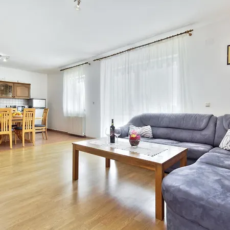 Holiday home Martinovic