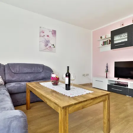 Holiday home Martinovic *