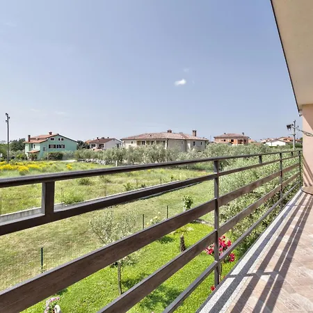 Martinovic Semesterbostad