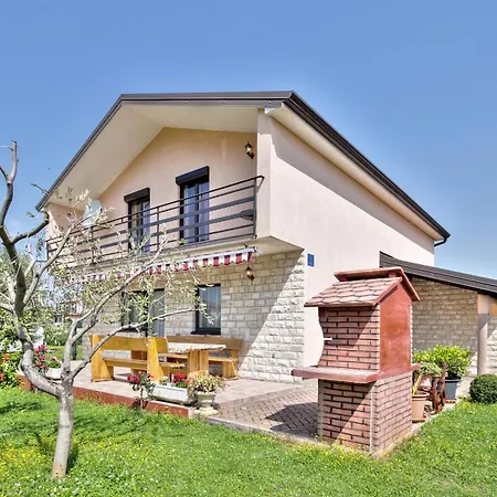 Semesterbostad Martinovic Kaštel